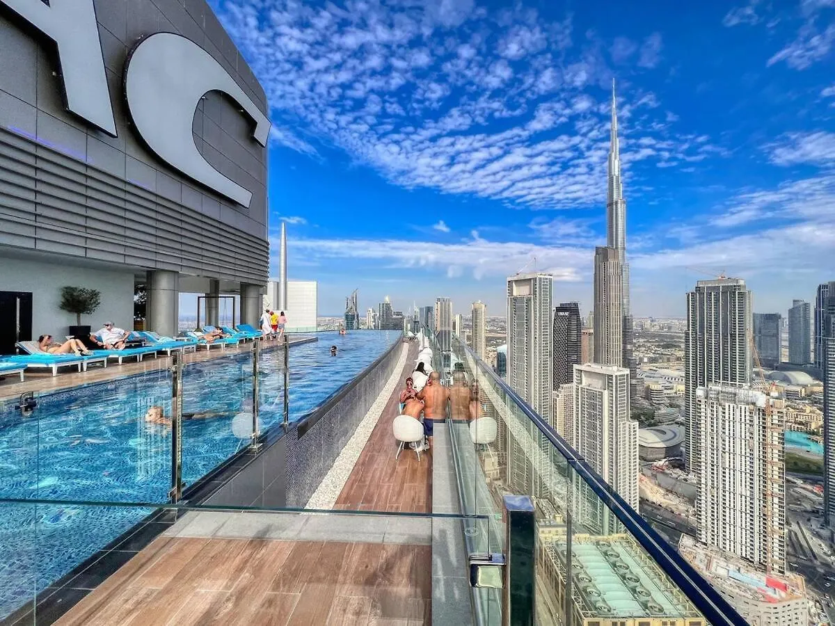 1Br High Floor With Rooftop Infinity Pool Dubai 0*,  Förenade Arabemiraten